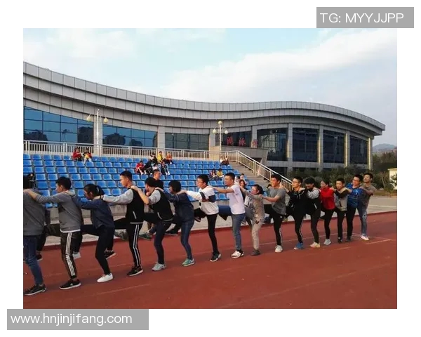 足球明星黄勇精彩瞬间全景展示及个人风采图片合集